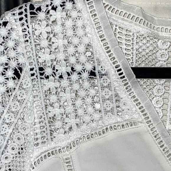 White Boho Blouse Size Medium NWT - Picture 6 of 11